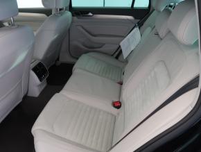 Volkswagen Passat  2.0 TDI 