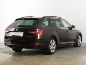 Škoda Superb  2.0 TDI Style 