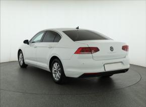 Volkswagen Passat  1.5 TSI 