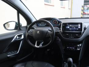 Peugeot 2008  1.2 PureTech 