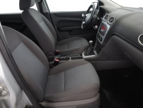 Ford Focus  1.6 16V 