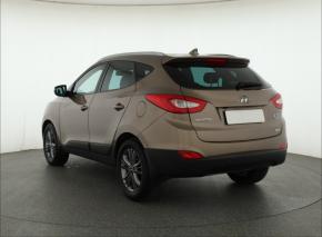 Hyundai ix35  2.0 CRDi Trikolor 