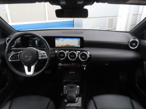 Mercedes-Benz A  A 180d 