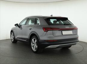 Audi e-tron  e-tron 55 quattro 