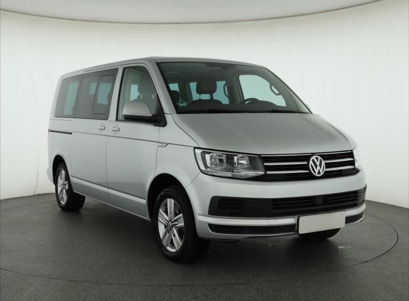 Volkswagen Multivan  2.0 TDI