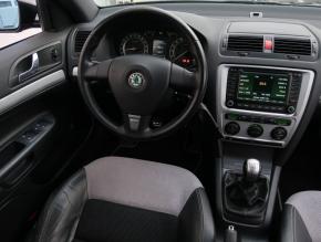 Škoda Octavia  RS 2.0 TFSI Elegance 