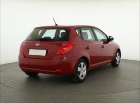 Kia Ceed  1.4 CVVT 