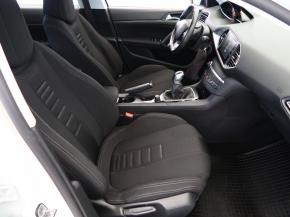 Peugeot 308  1.2 VTi Active 