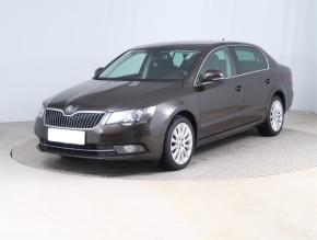 Škoda Superb  2.0 TDI Elegance 