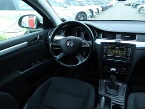 Škoda Superb  2.0 TDI Elegance 