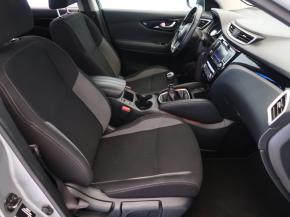 Nissan Qashqai  1.3 DIG-T 