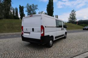 Peugeot Boxer  2.2 BlueHDi . 