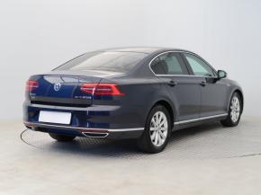 Volkswagen Passat  2.0 BiTDI Highline 