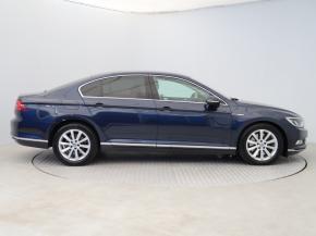 Volkswagen Passat  2.0 BiTDI Highline 