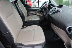 Ford Tourneo Custom  2.2 TDCi 