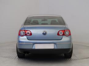 Volkswagen Passat  2.0 FSI Comfortline 