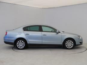 Volkswagen Passat  2.0 FSI Comfortline 