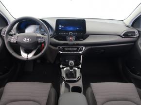 Hyundai i30  1.5 DPI Smart 