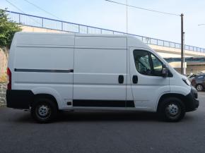 Peugeot Boxer  2.2 BlueHDi . 