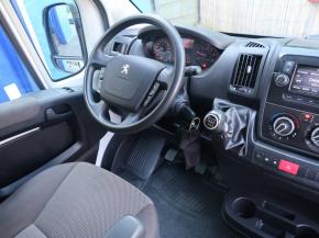 Peugeot Boxer  2.2 BlueHDi . 