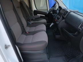 Peugeot Boxer  2.2 BlueHDi . 