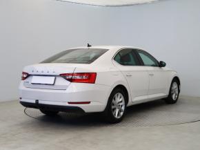 Škoda Superb  1.5 TSI Ambition Plus 