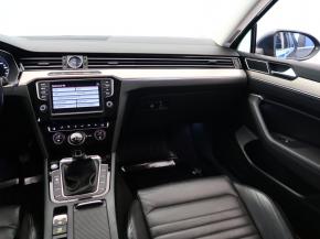 Volkswagen Passat  2.0 TDI 