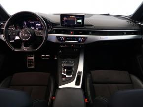 Audi A4  2.0 TDI 