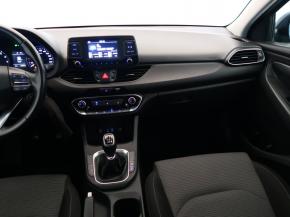 Hyundai i30  1.0 T-GDI Trikolor 