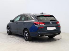 Hyundai i30  1.5 T-GDI MHEV Family Smart 