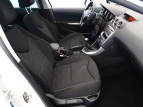 Peugeot 308  1.6 HDi Sportium 