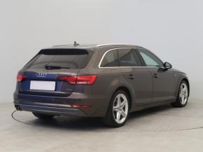 Audi A4  2.0 TDI S-Line 