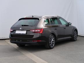 Škoda Superb  2.0 TDI Laurin & Klement 