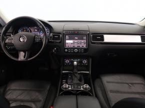 Volkswagen Touareg  3.0 TDI 