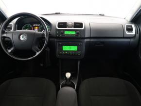 Škoda Fabia  1.6 16V Elegance 