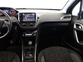 Peugeot 2008  1.2 PureTech 