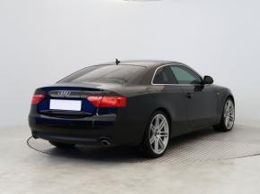 Audi A5  3.0 TDI S-Line 