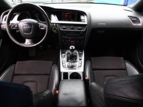 Audi A5  3.0 TDI S-Line 