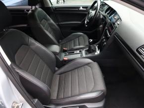 Volkswagen Golf  2.0 TDI 