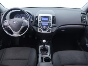 Hyundai i30  1.4 CVVT Comfort 