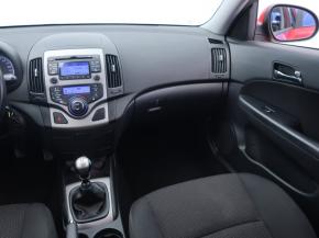 Hyundai i30  1.4 CVVT Comfort 