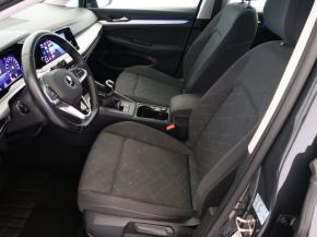 Volkswagen Golf  1.0 TSI Life 