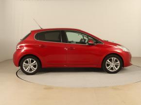 Peugeot 208  1.2 PureTech 