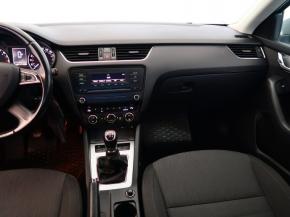 Škoda Octavia  2.0 TDI Elegance 