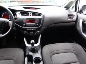 Kia Ceed  1.4 CVVT 