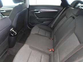 Hyundai i40  1.7 CRDi 