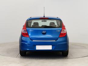 Hyundai i30  1.6 CVVT 