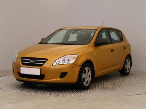 Kia Ceed  1.4 CVVT 