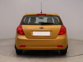 Kia Ceed  1.4 CVVT 