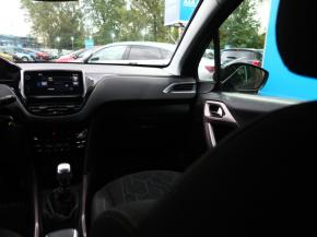 Peugeot 2008  1.6 BlueHDi 